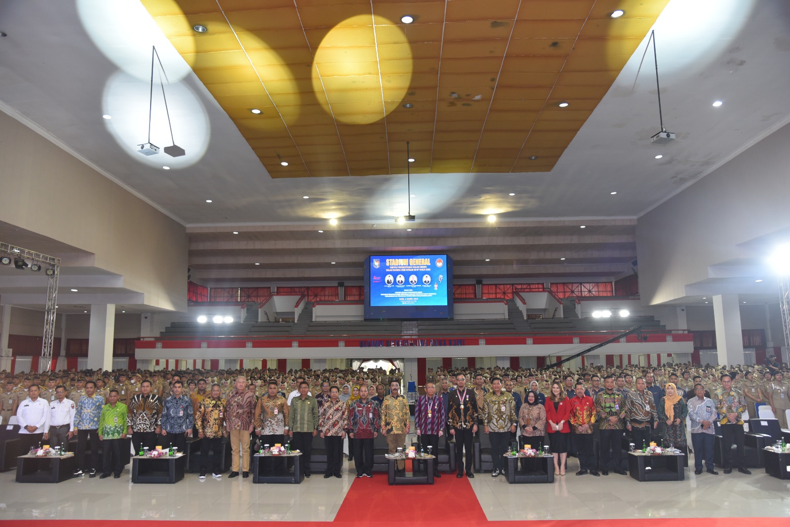 IPDN, ipdn, IPDN Mengangkat Topik Tentang Pembangunan Daerah, Kemiskinan dan Stunting dalam Kegiatan Stadium General Menjelang Acara Puncak Dies Natalis ke-67