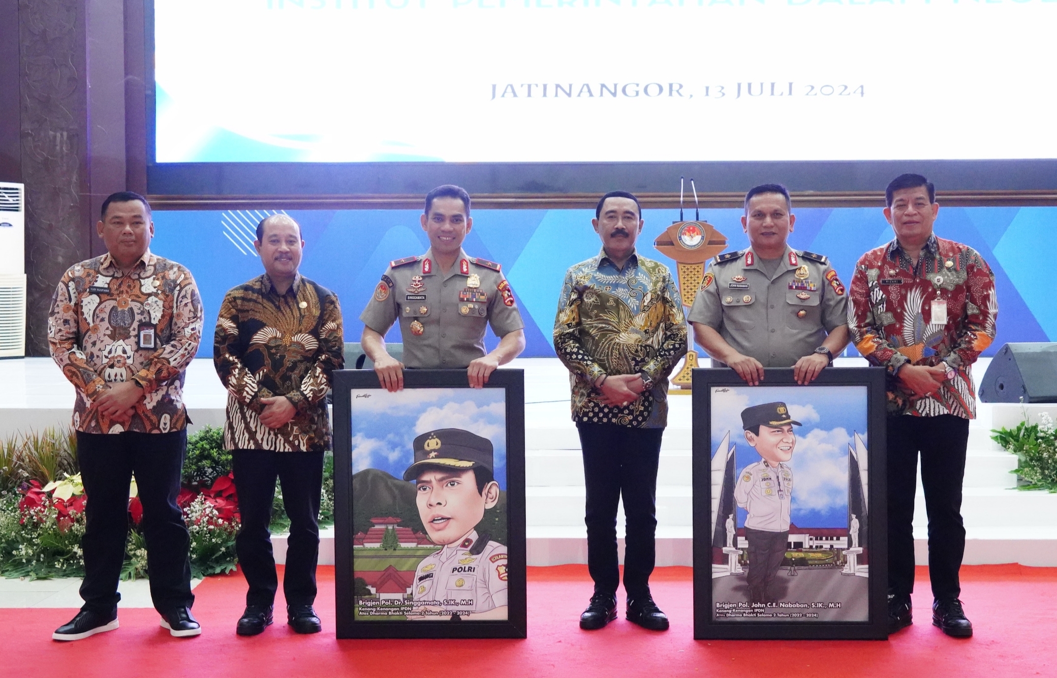 IPDN, ipdn, IPDN Kemendagri Lepas 2 Jenderal Kebanggaan Kembali Ke Kepolisian RI Dengan Prosesi Pedang Pora