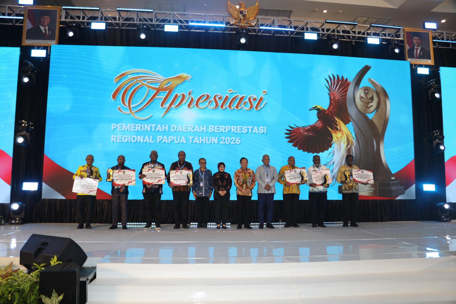 IPDN, ipdn, Gemerlap Malam Apresiasi Pemda Berprestasi 2026: Penghargaan Tertinggi untuk Dedikasi Membangun Papua